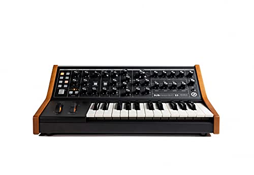 Moog Subsequent 25